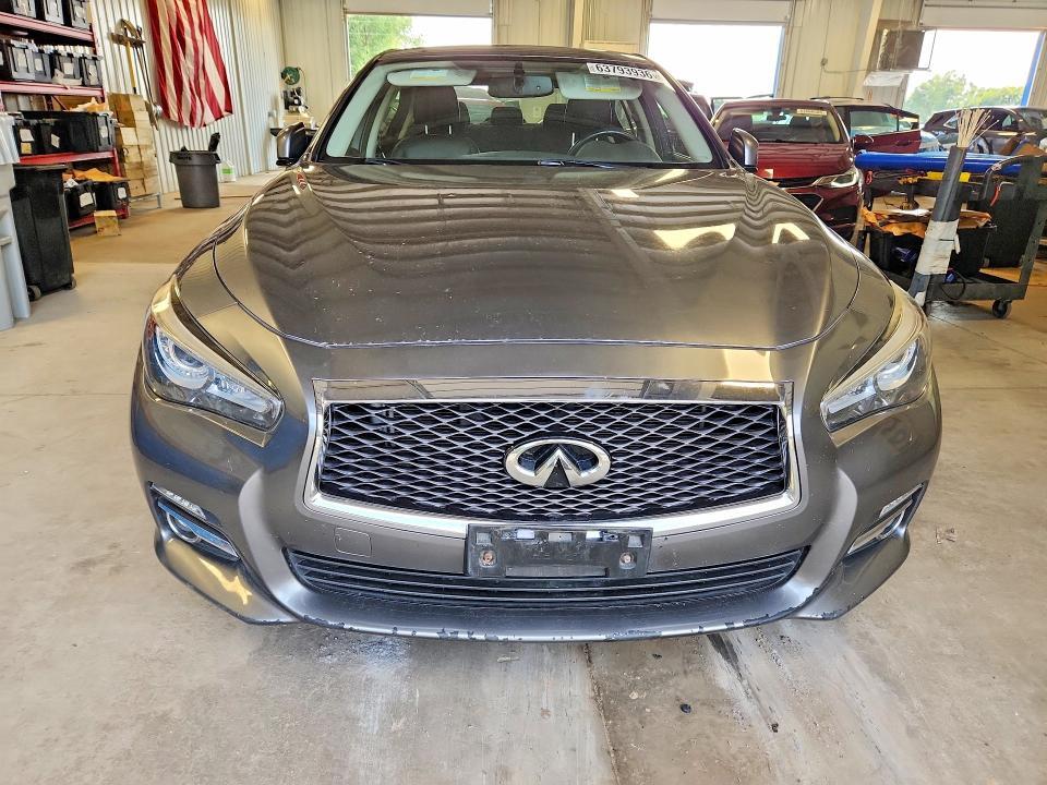 2015 INFINITI Q50 PREMIUM — Фото 5 из 12