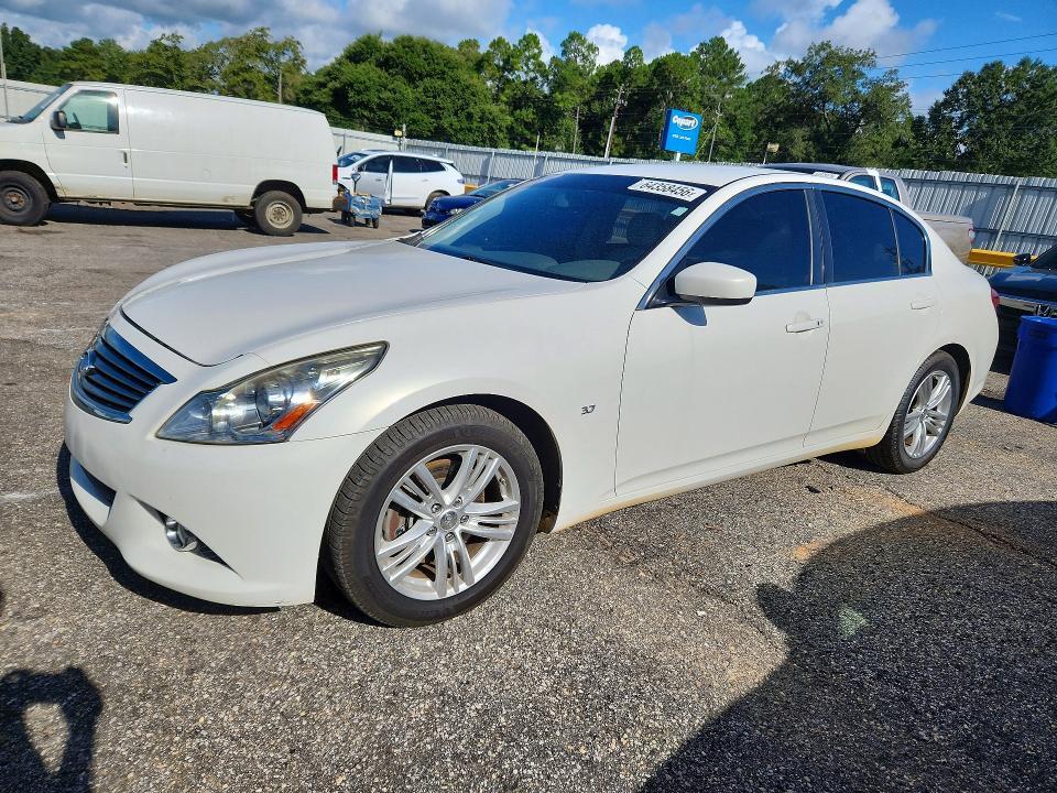 2015 INFINITI Q40 JN1CV6AP0FM500063