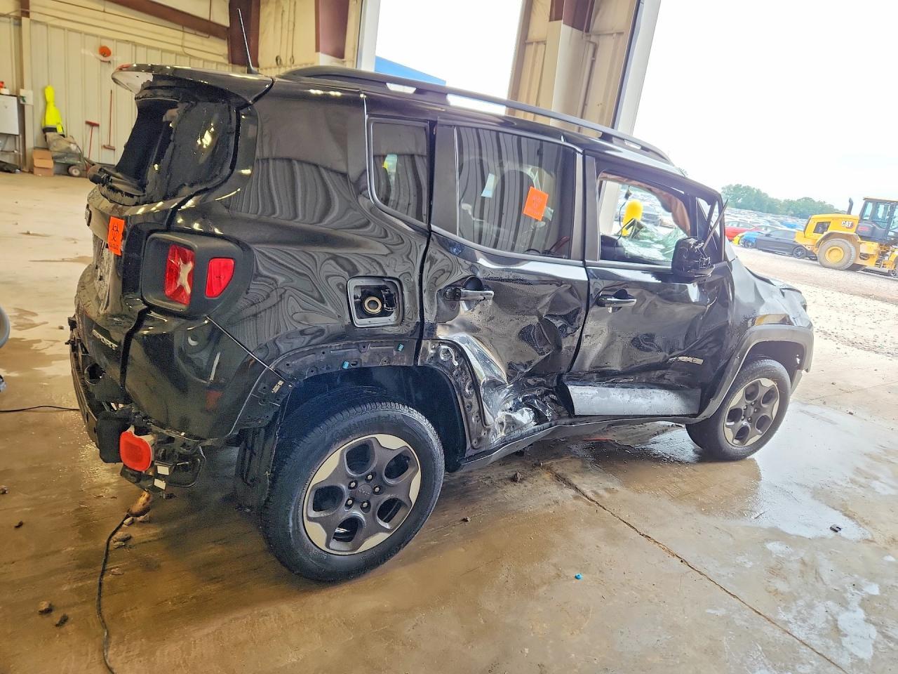 2018 JEEP RENEGADE SPORT — Фото 3 из 13