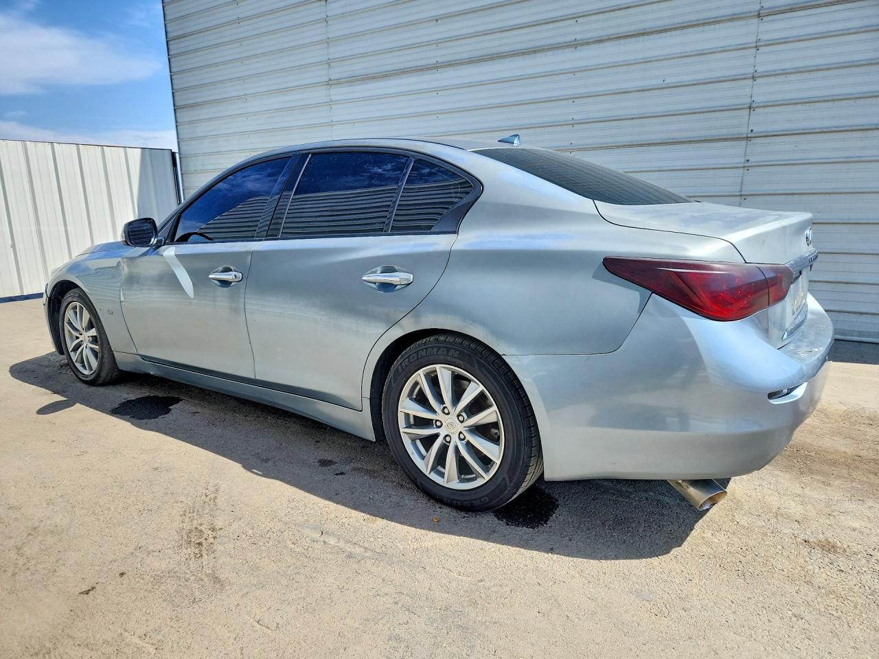 2015 INFINITI Q50 BASE — Фото 2 из 12