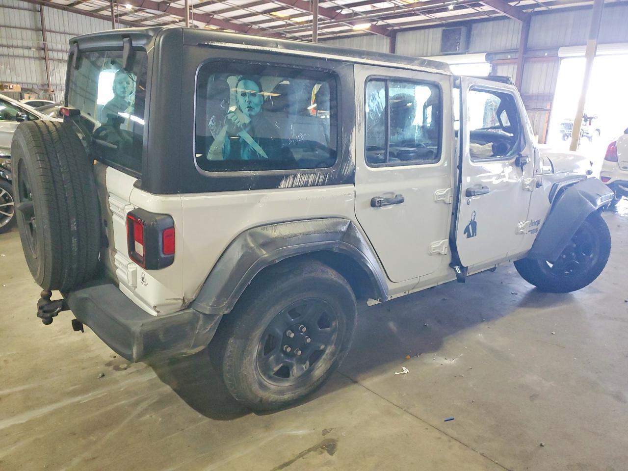 2018 JEEP WRANGLER UNLIMITED SPORT — Фото 3 из 13