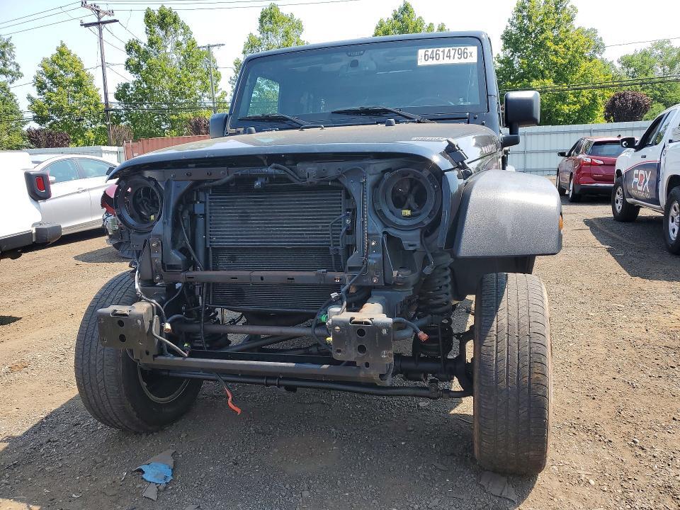 2015 JEEP WRANGLER UNLIMITED SPORT — Фото 5 из 13
