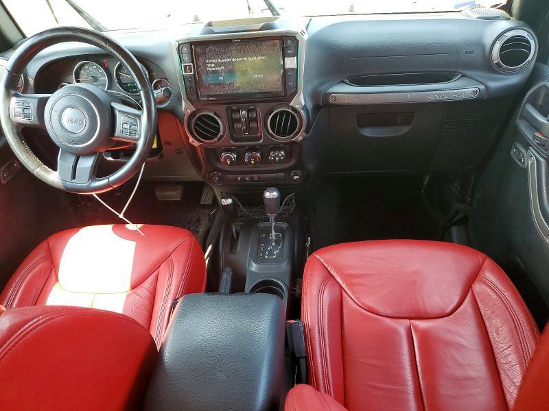 2015 JEEP WRANGLER UNLIMITED SPORT — Фото 8 из 13