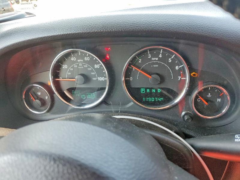 2015 JEEP WRANGLER UNLIMITED SPORT — Фото 9 из 13
