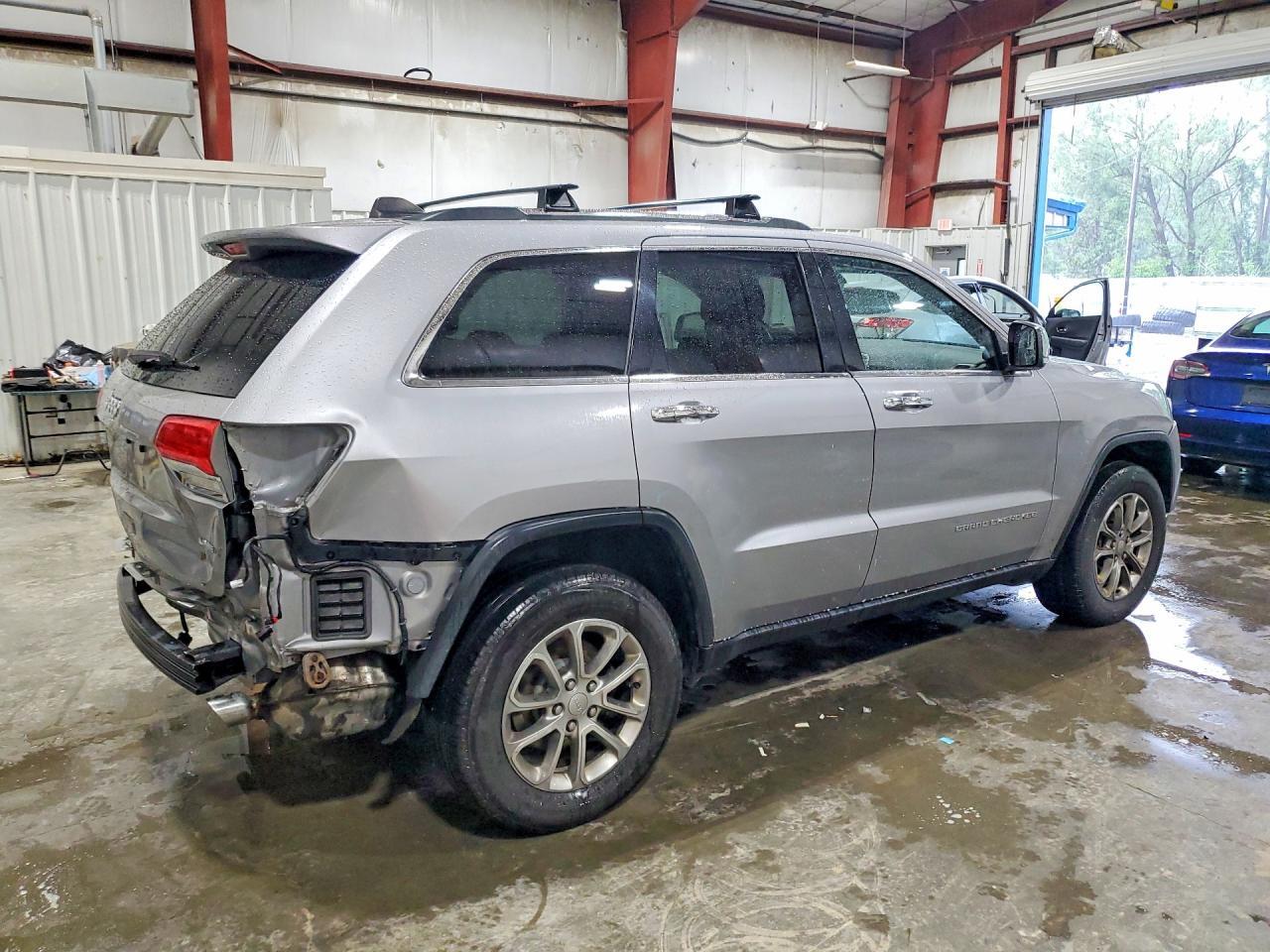 2015 JEEP GRAND CHEROKEE LIMITED — Фото 3 из 13