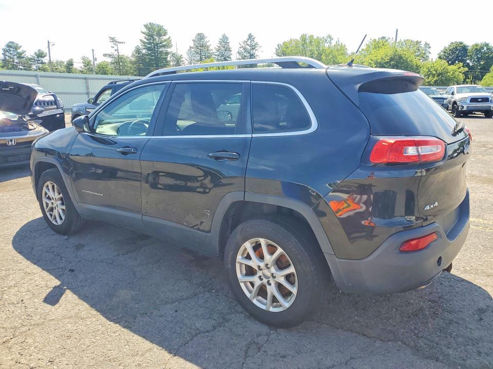 2015 JEEP CHEROKEE LATITUDE — Фото 2 из 13