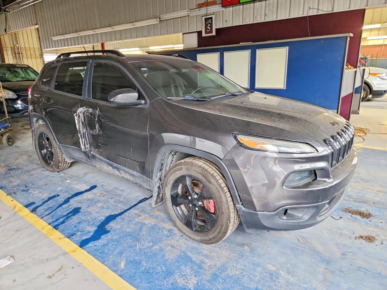 2015 JEEP CHEROKEE LATITUDE — Фото 4 из 12