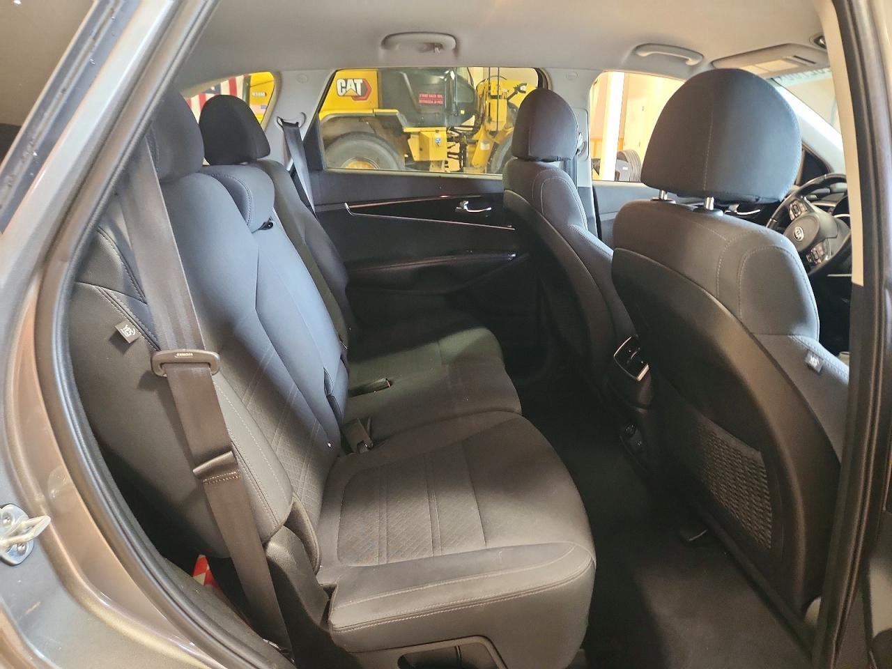 2018 KIA SORENTO LX — Фото 11 из 13