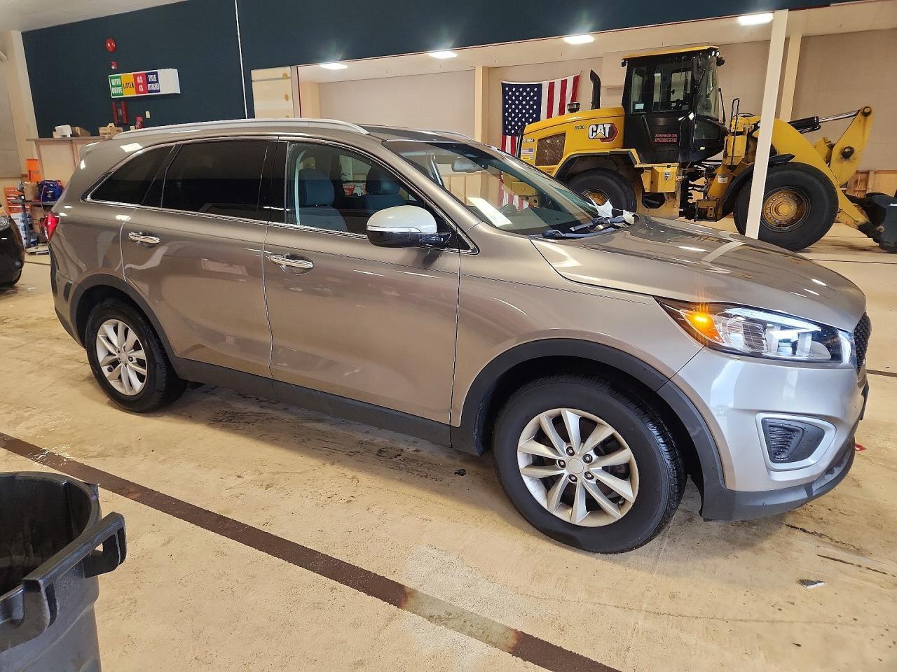 2018 KIA SORENTO LX — Фото 4 из 13