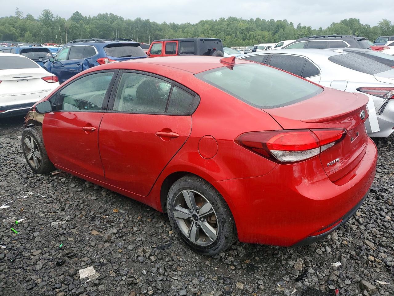 2018 KIA FORTE S — Фото 2 из 13