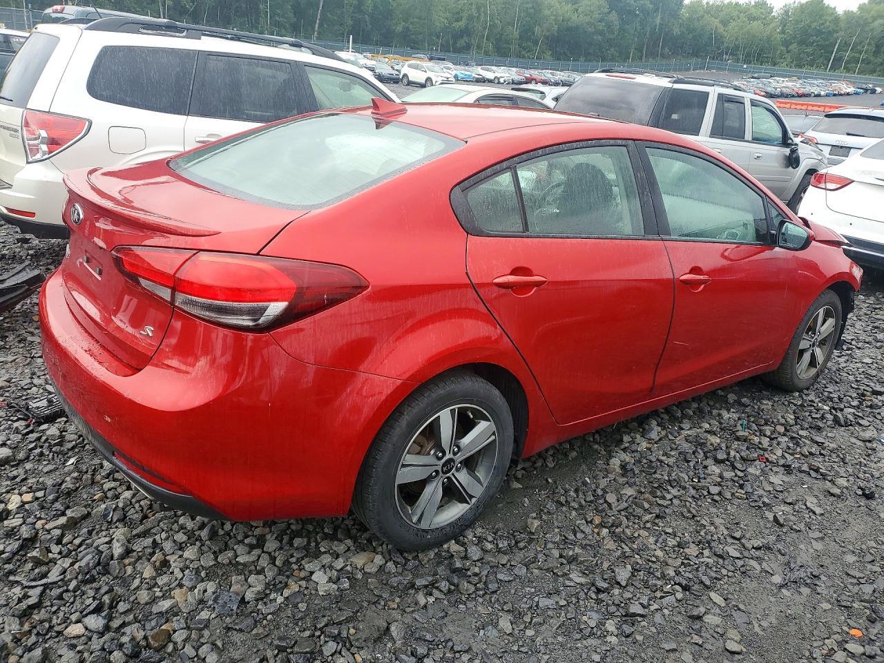 2018 KIA FORTE S — Фото 3 из 13