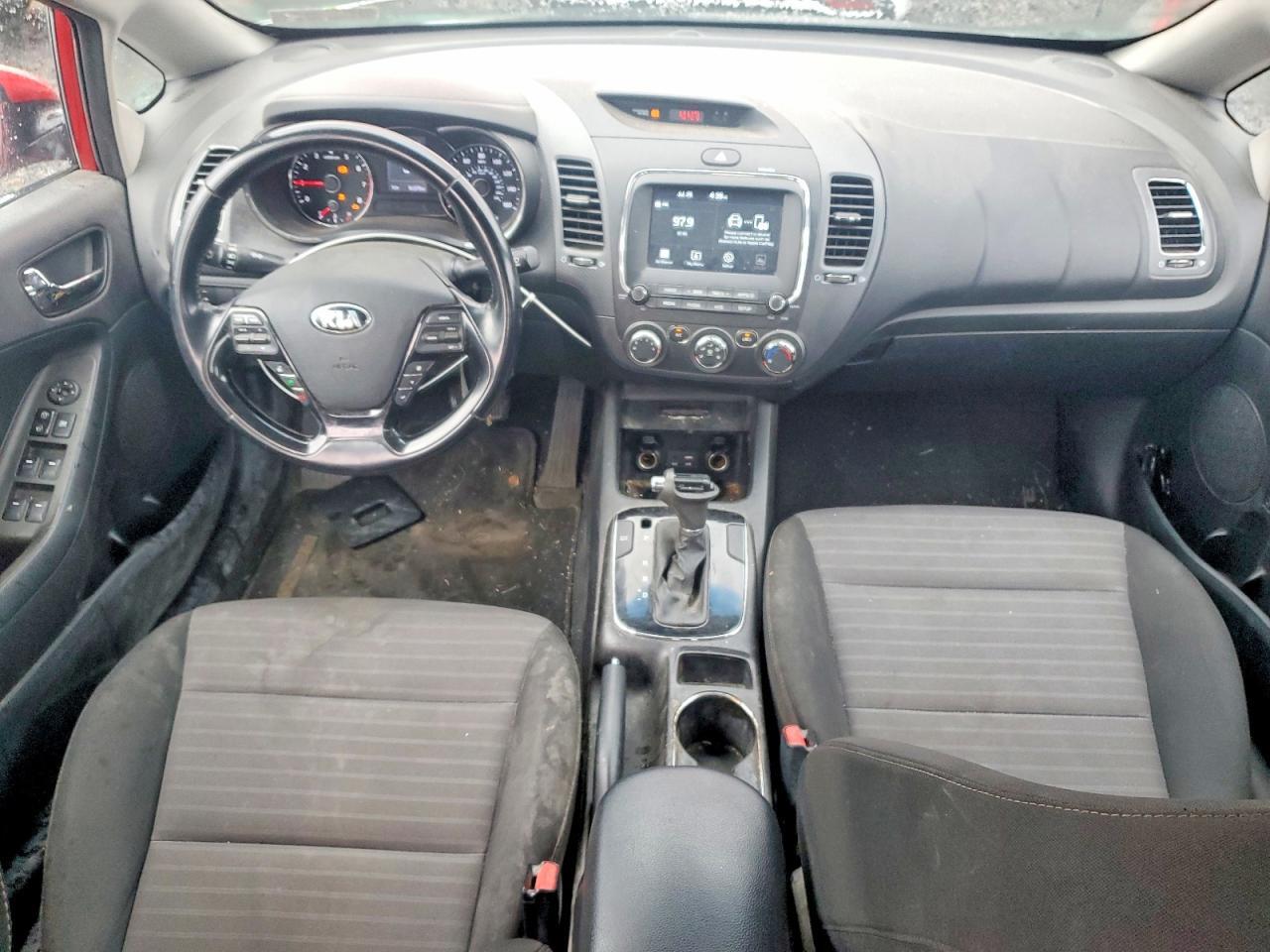 2018 KIA FORTE S — Фото 8 из 13