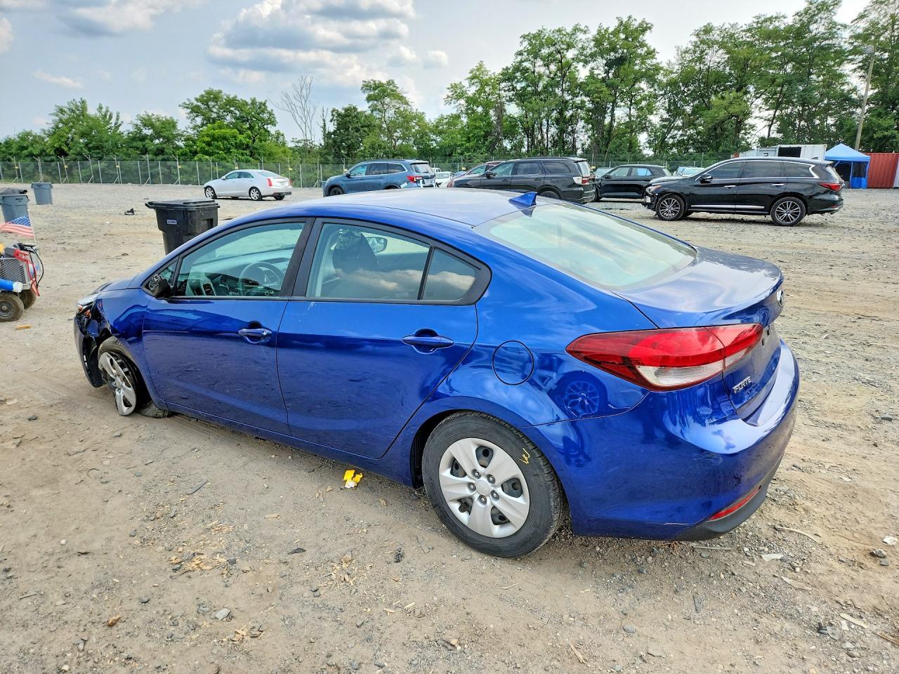2018 KIA FORTE LX — Фото 2 из 12