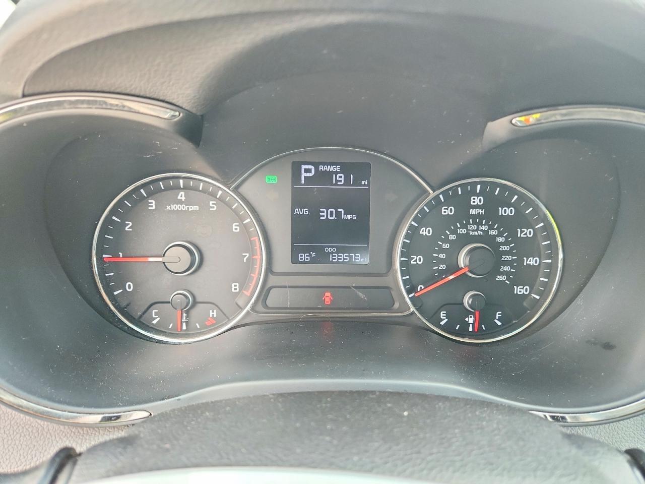 2018 KIA FORTE LX — Фото 9 из 12