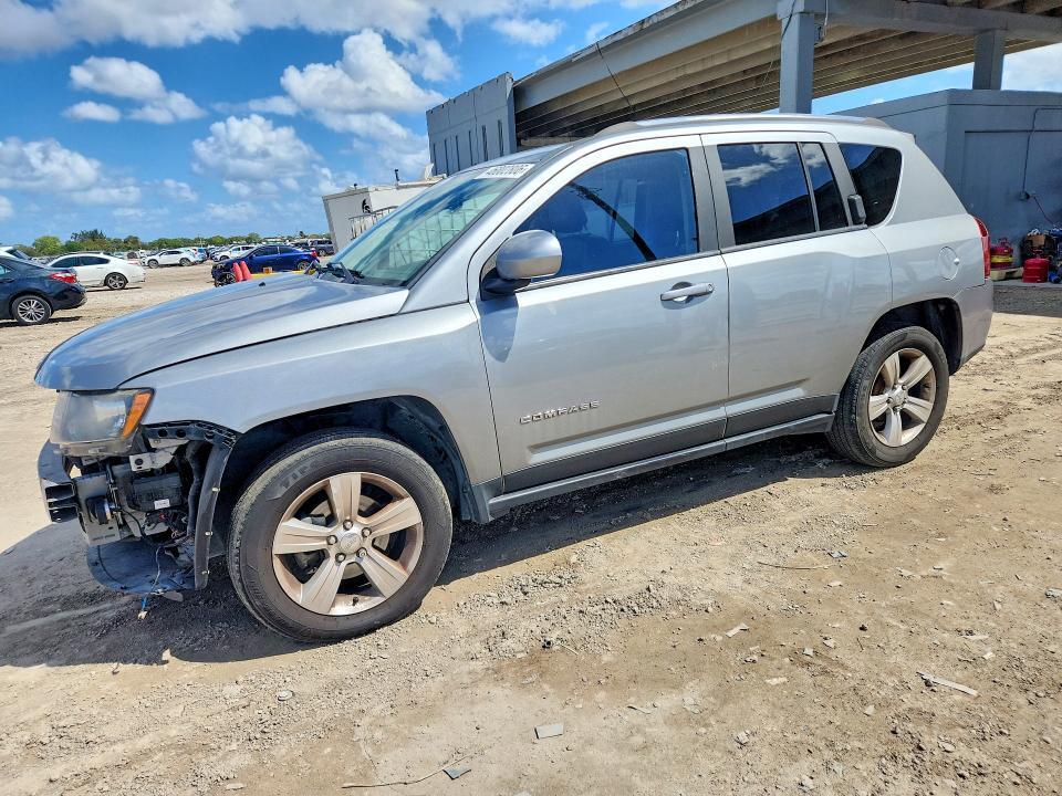 2015 JEEP COMPASS 1C4NJCEA2FD110717