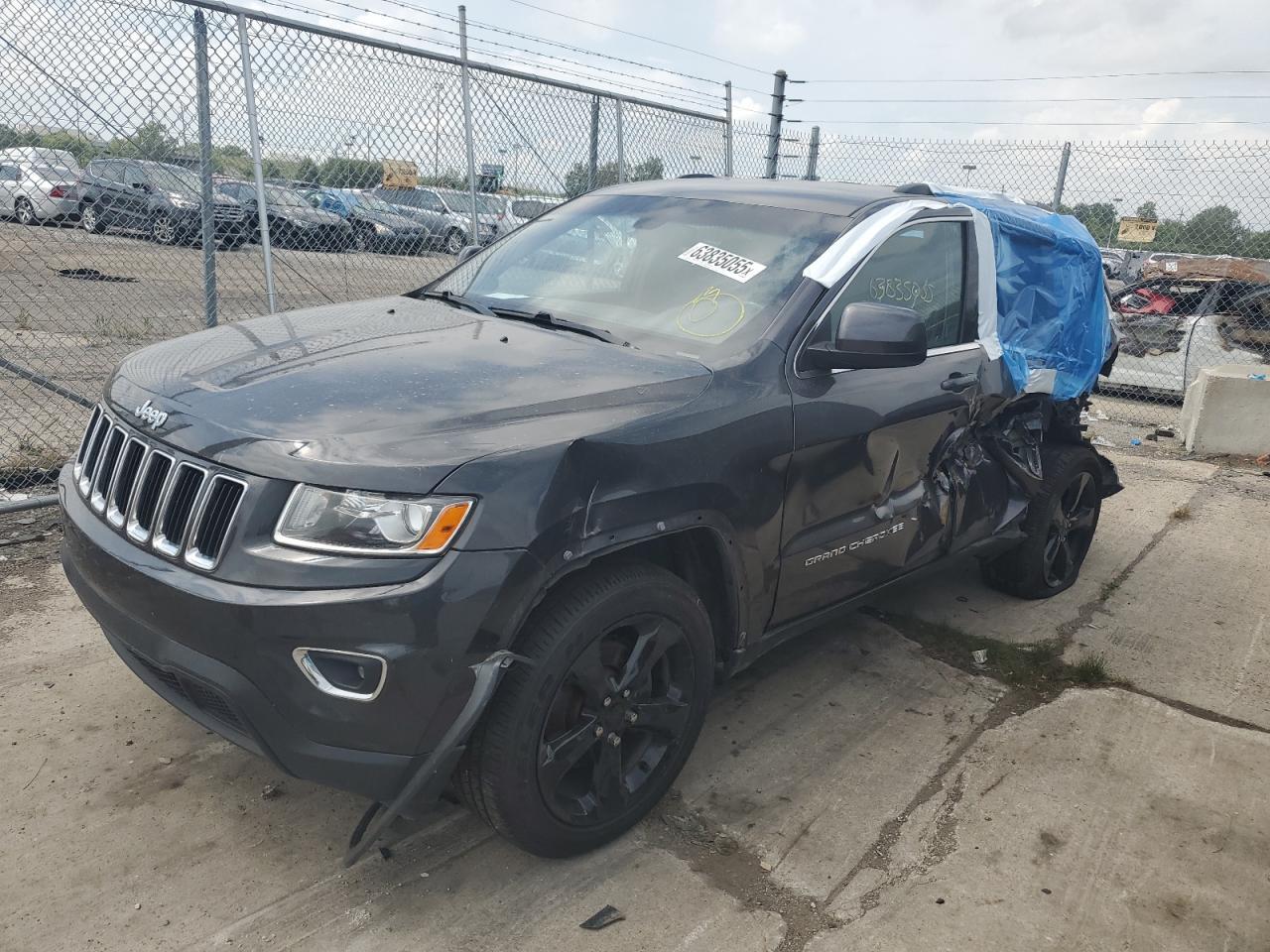 2015 JEEP GRAND CHEROKEE LAREDO — Фото 2 из 16