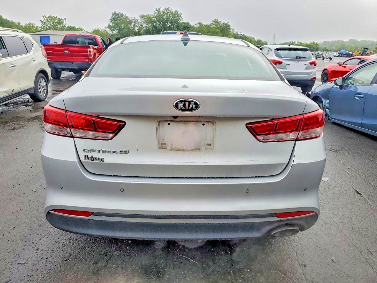 2018 KIA OPTIMA LX — Фото 6 из 12