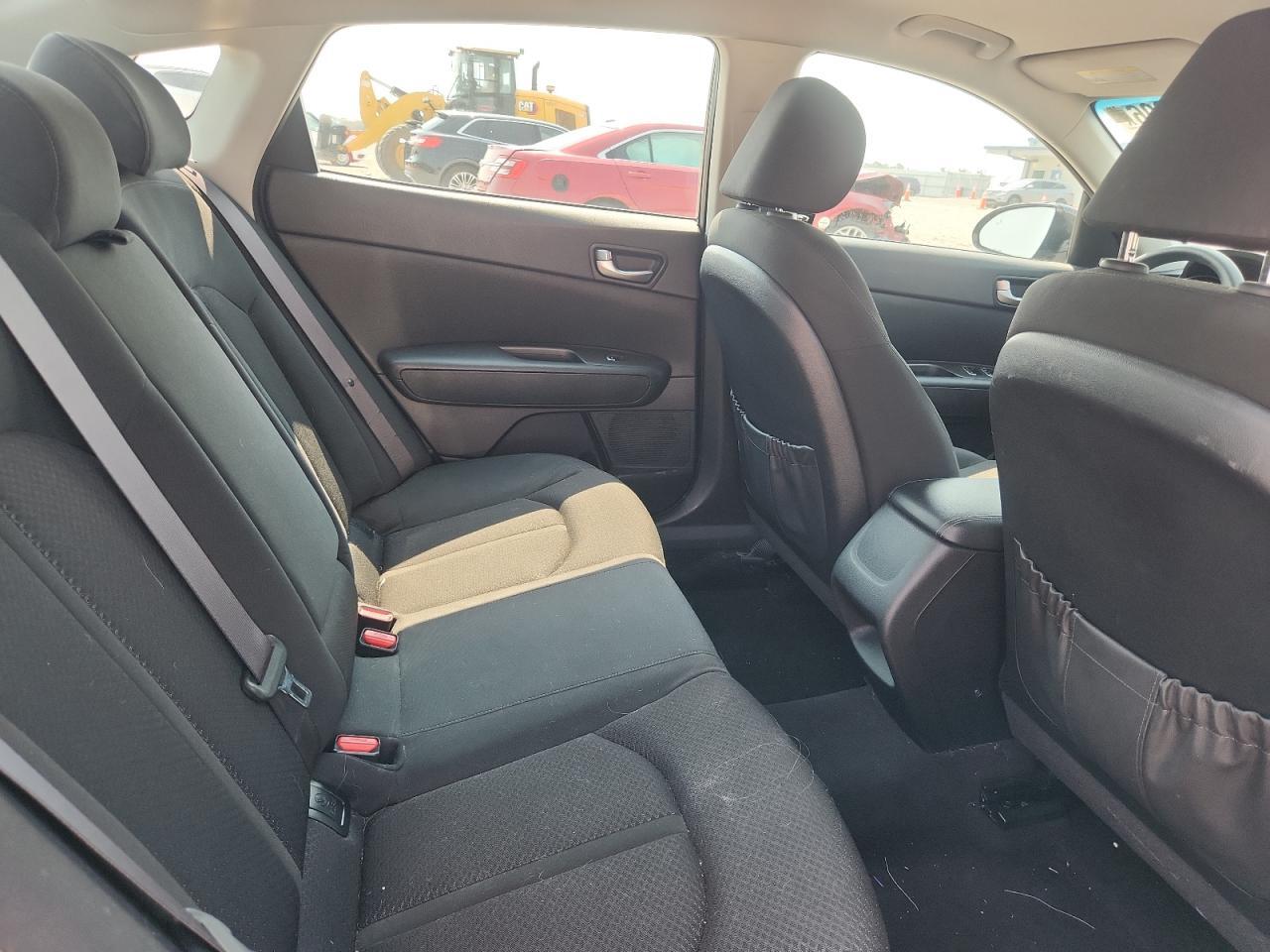 2018 KIA OPTIMA LX — Фото 10 из 12