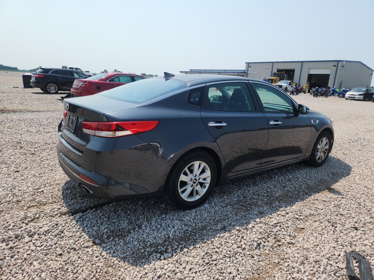 2018 KIA OPTIMA LX — Фото 3 из 12