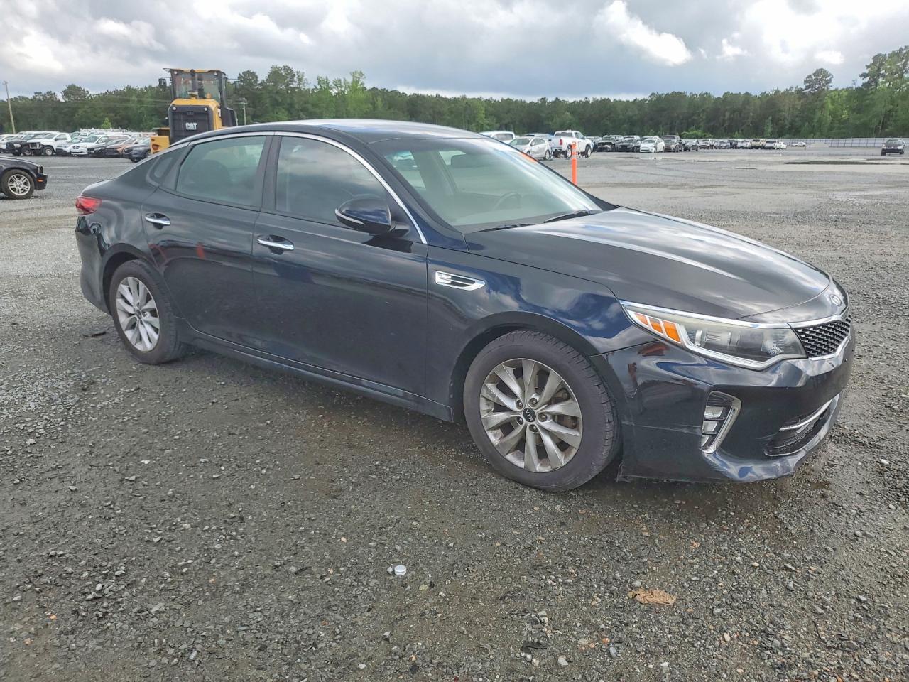 2018 KIA OPTIMA S — Фото 4 из 12
