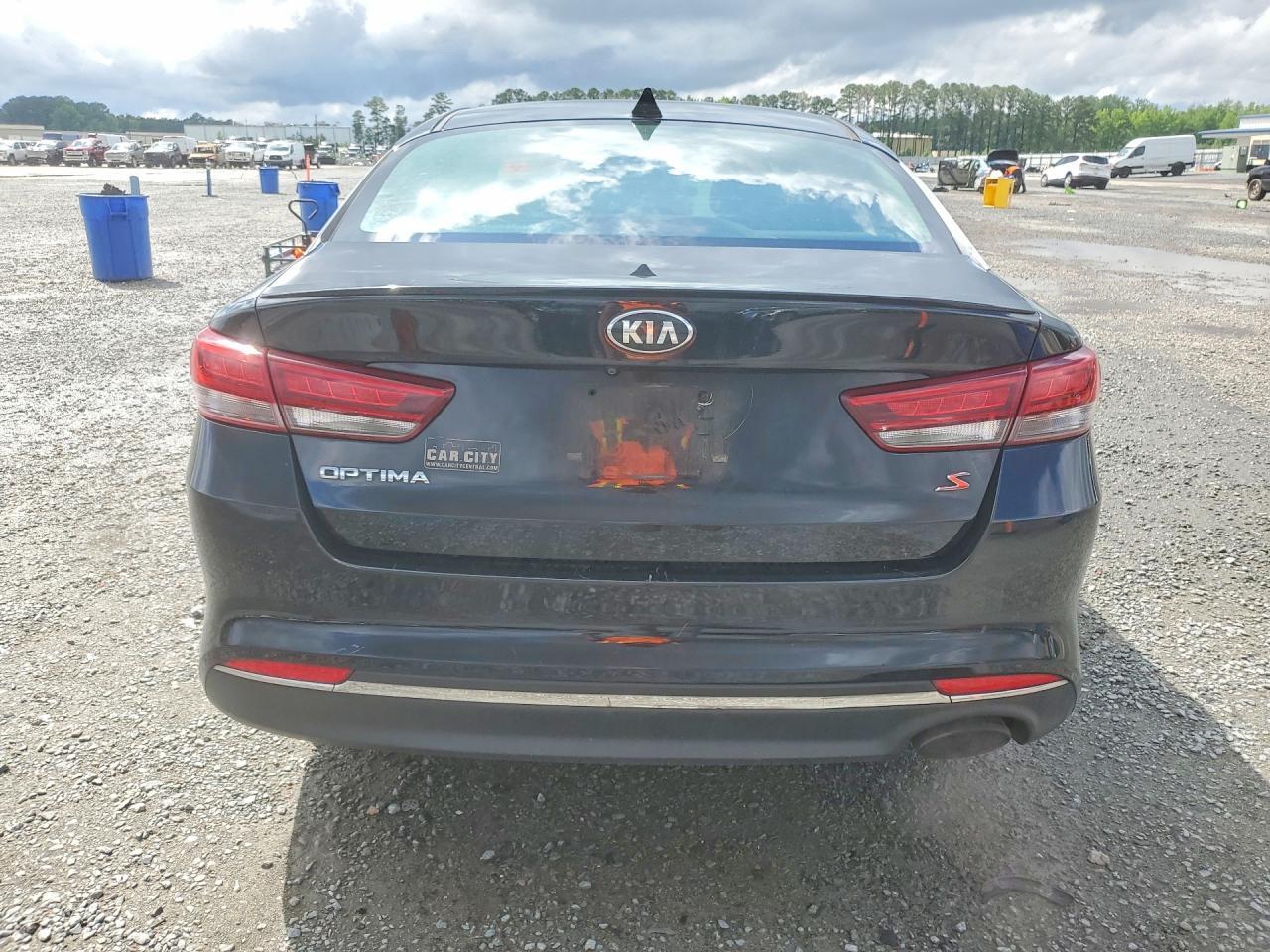 2018 KIA OPTIMA S — Фото 6 из 12