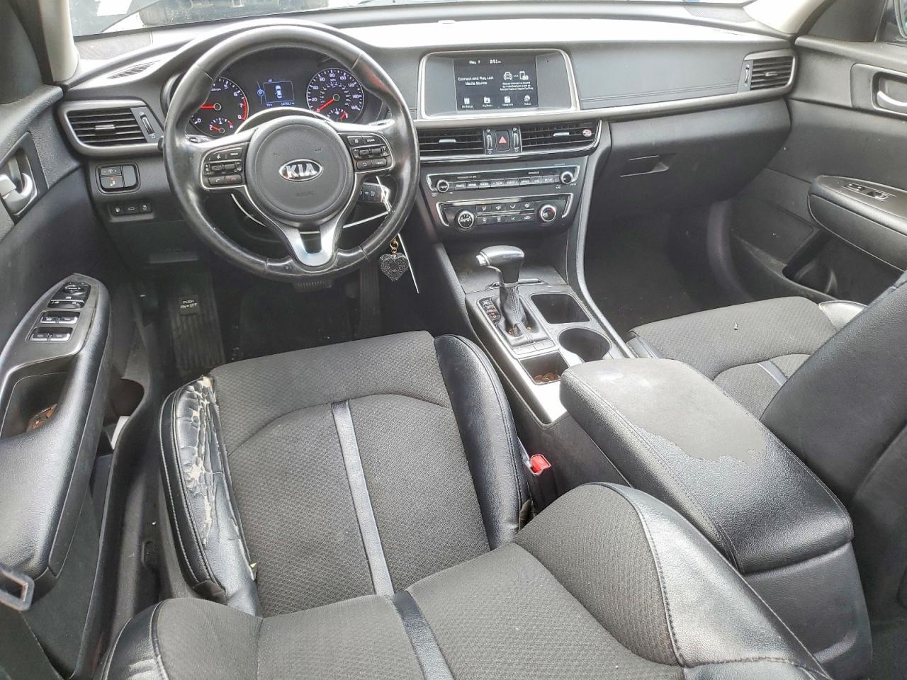 2018 KIA OPTIMA S — Фото 8 из 12