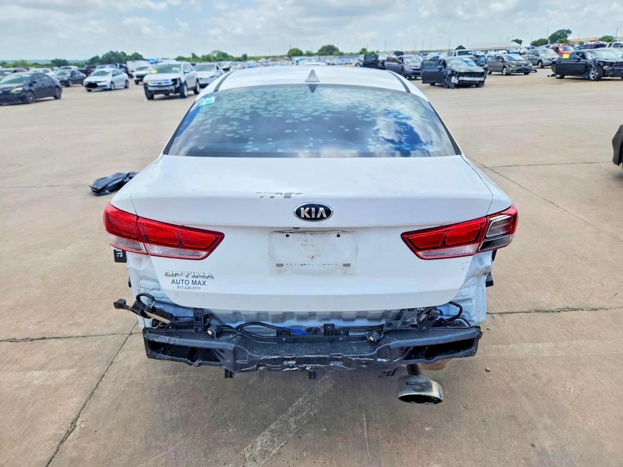 2018 KIA OPTIMA LX — Фото 6 из 12