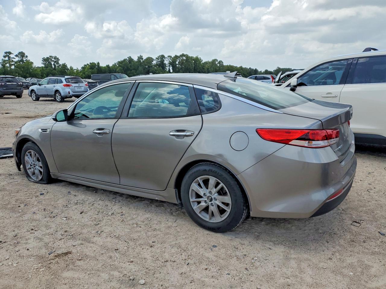 2018 KIA OPTIMA LX — Фото 2 из 12