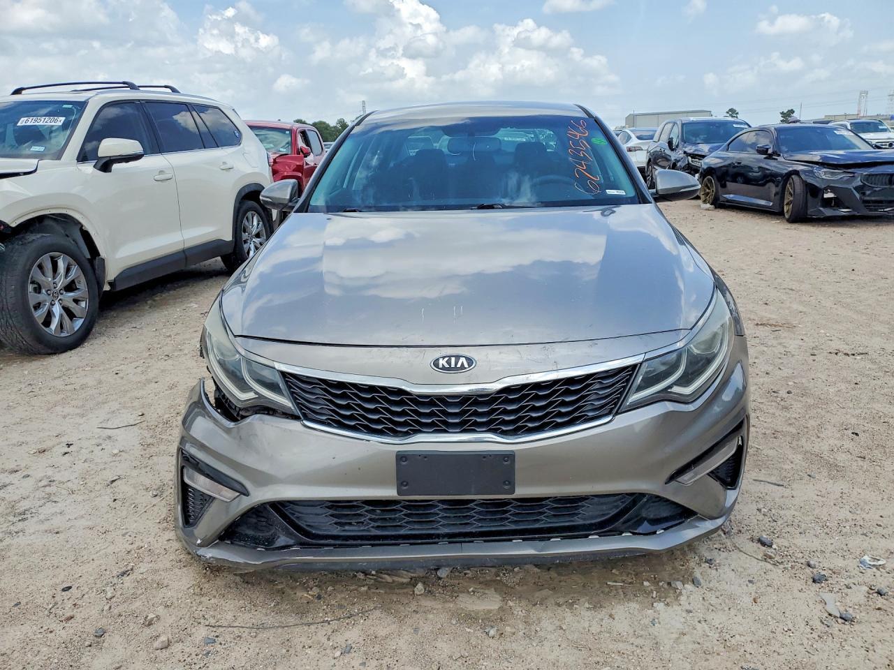 2018 KIA OPTIMA LX — Фото 5 из 12