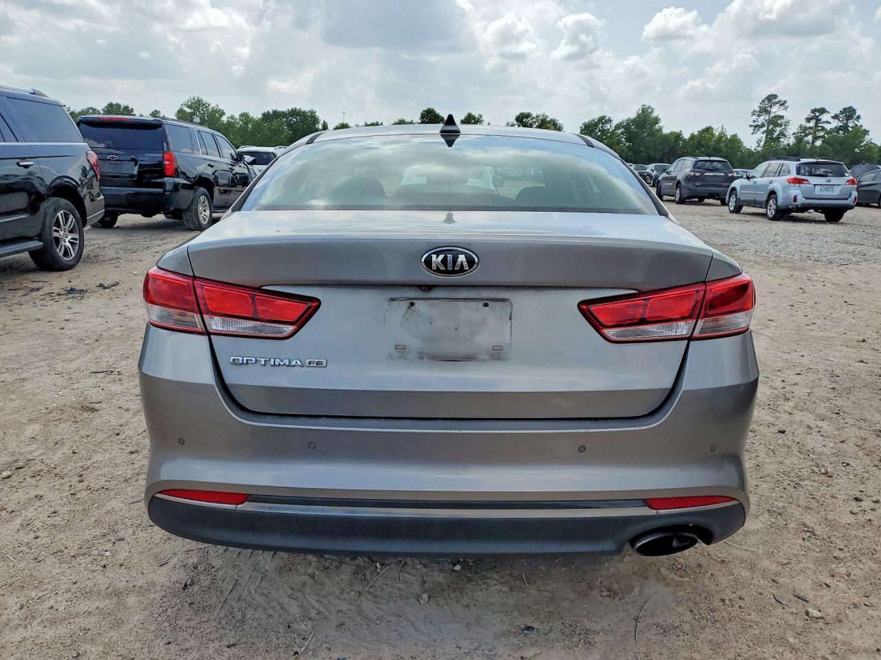 2018 KIA OPTIMA LX — Фото 6 из 12