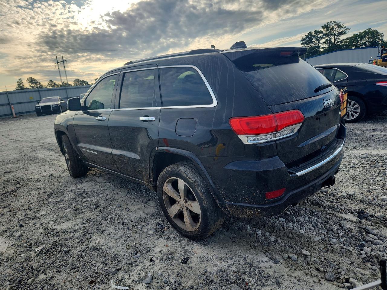 1C4RJECTXFC769734 2015 JEEP GRAND CHEROKEE photo no. 2