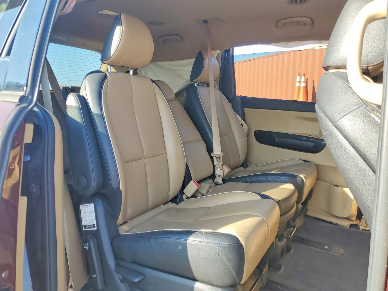 2018 KIA SEDONA EX — Фото 11 из 13