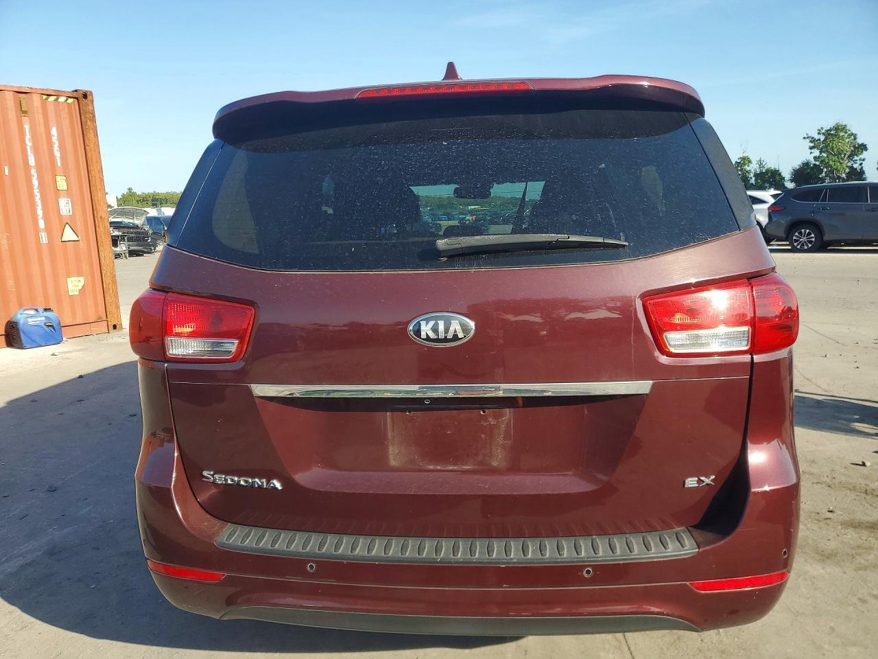 2018 KIA SEDONA EX — Фото 6 из 13