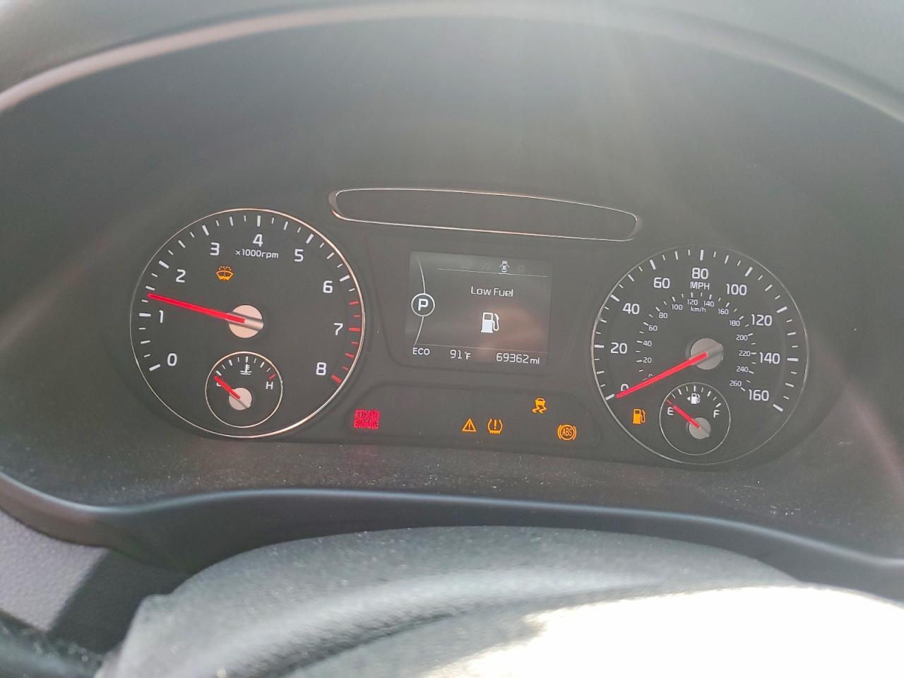 2018 KIA SORENTO LX V6 — Фото 9 из 13