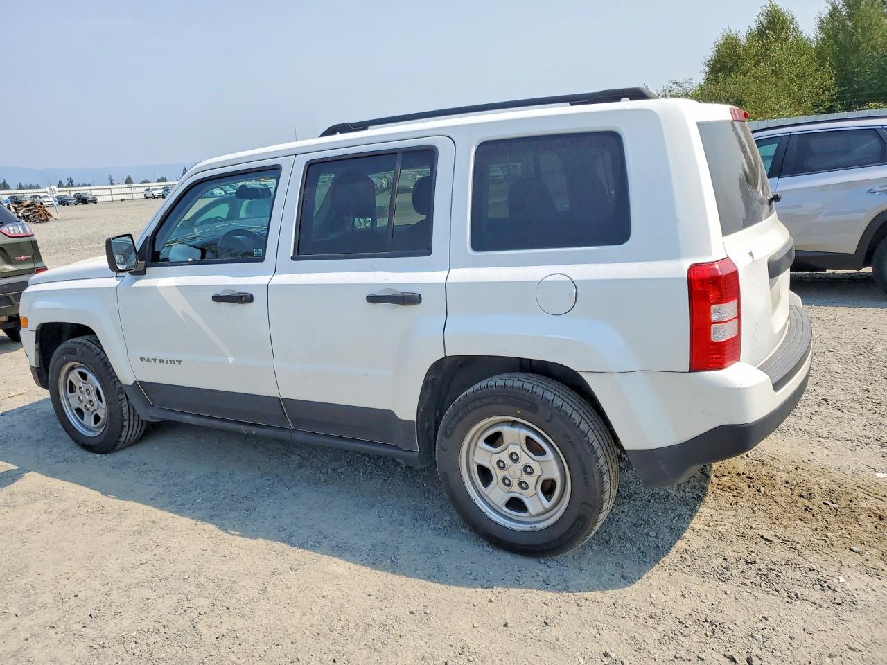 2015 JEEP PATRIOT SPORT — Фото 2 из 13