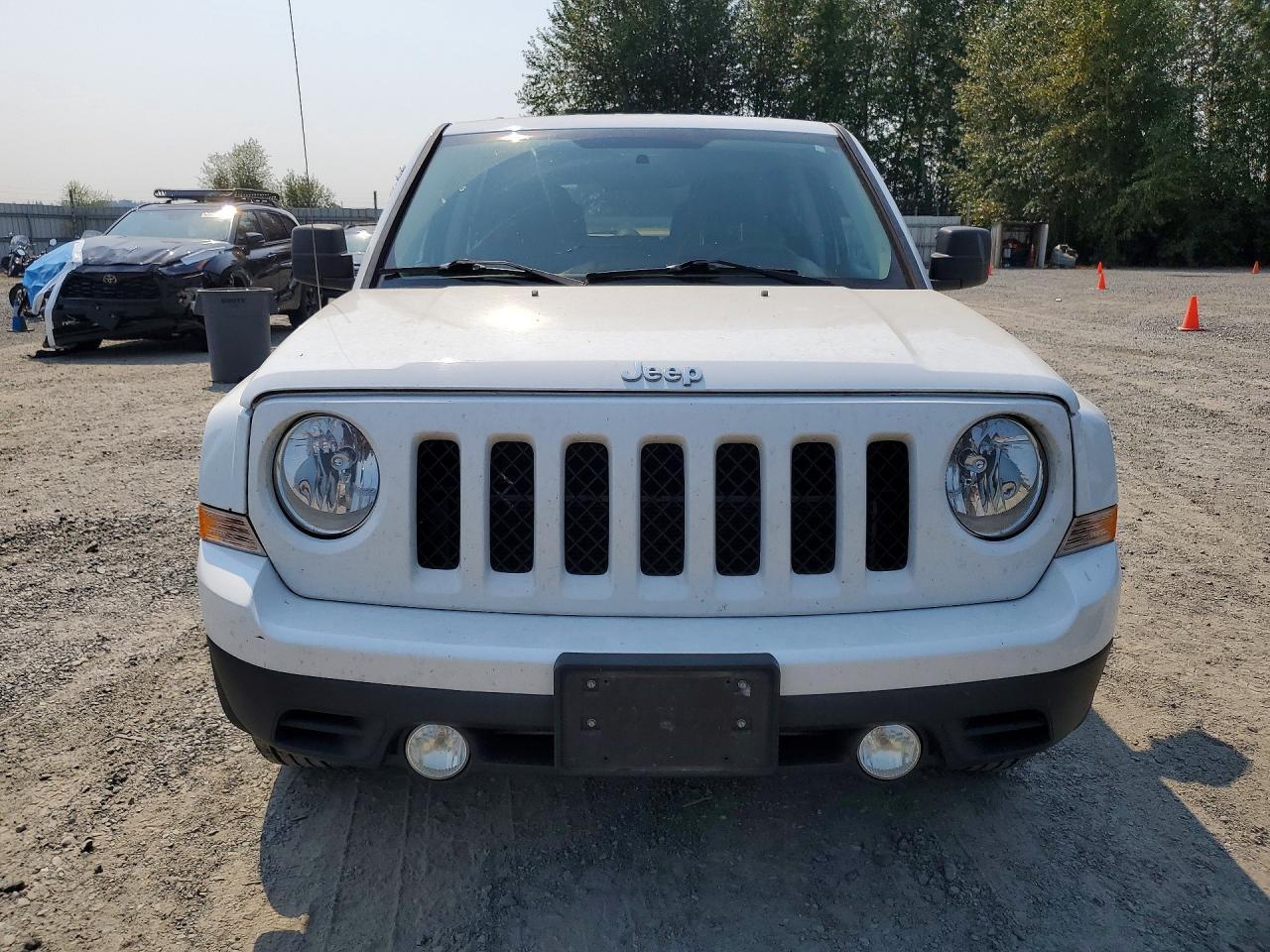 2015 JEEP PATRIOT SPORT — Фото 5 из 13