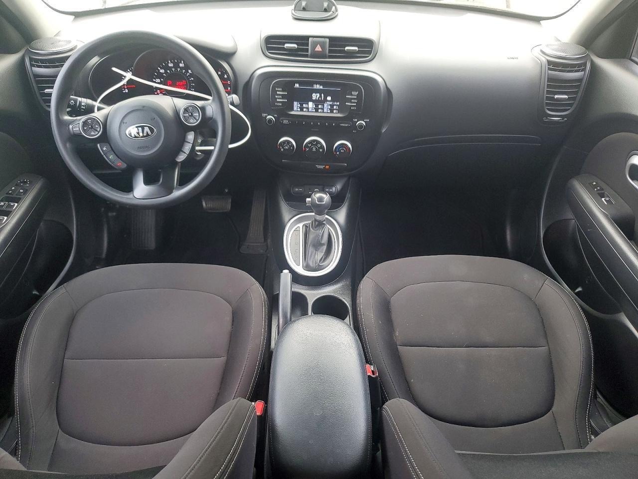 2018 KIA SOUL BASE — Фото 8 из 12