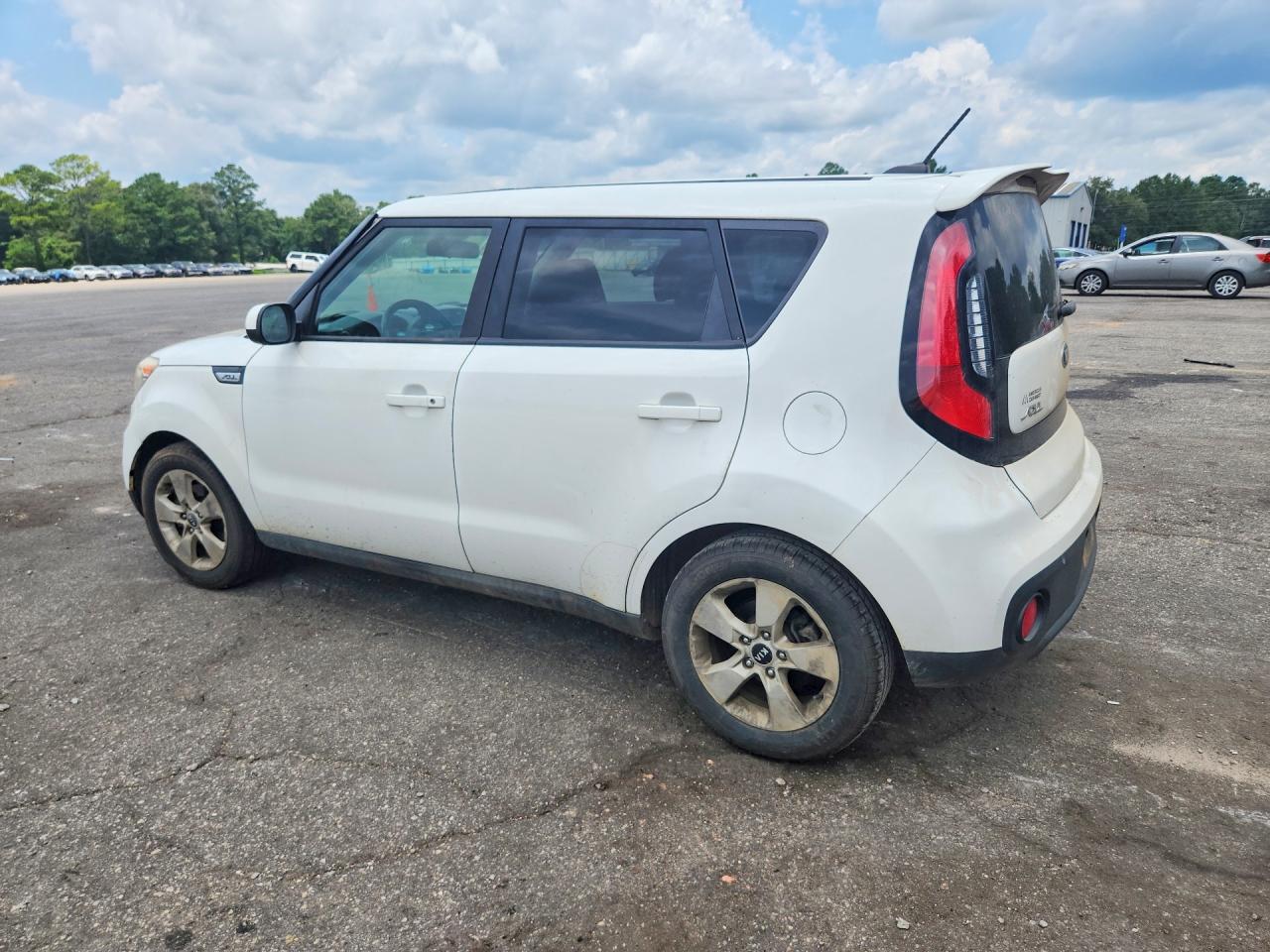 2018 KIA SOUL BASE — Фото 2 из 12
