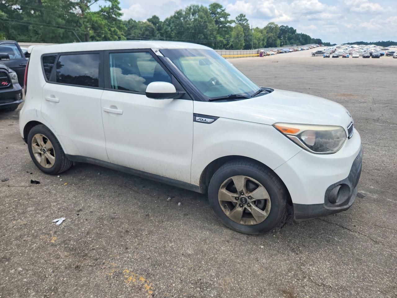 2018 KIA SOUL BASE — Фото 4 из 12