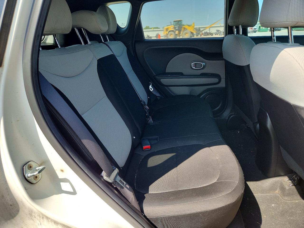 2018 KIA SOUL BASE — Фото 11 из 13