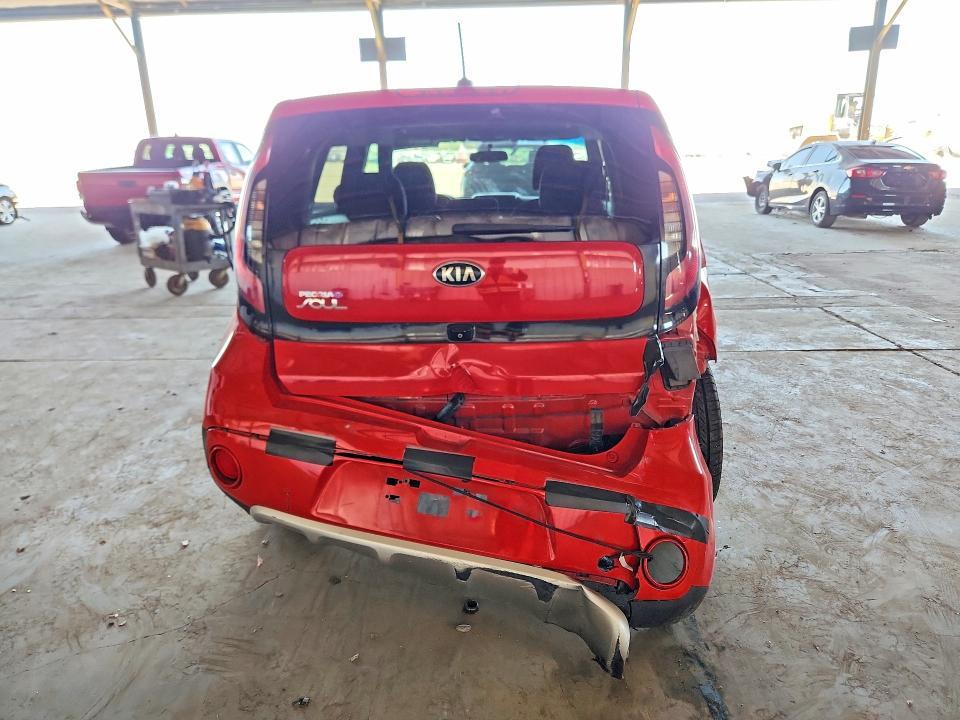 2018 KIA SOUL + — Фото 6 из 12