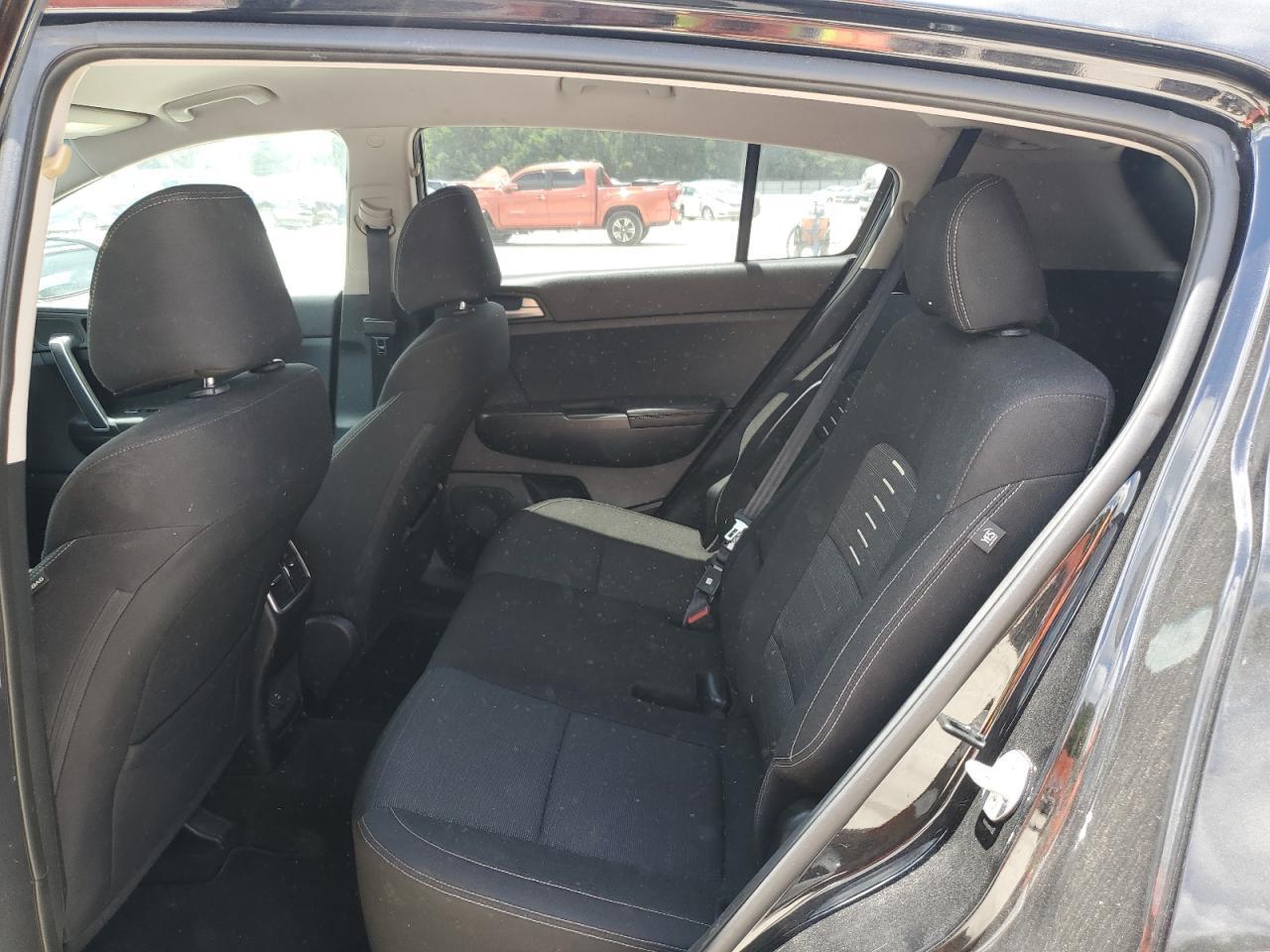 2018 KIA SPORTAGE LX — Фото 10 из 13