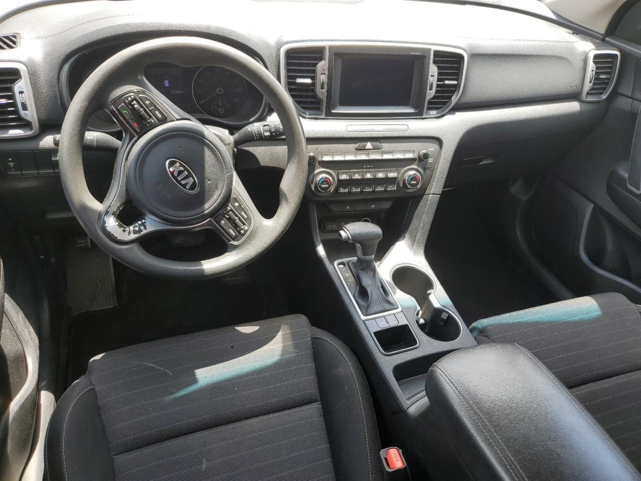 2018 KIA SPORTAGE LX — Фото 8 из 13