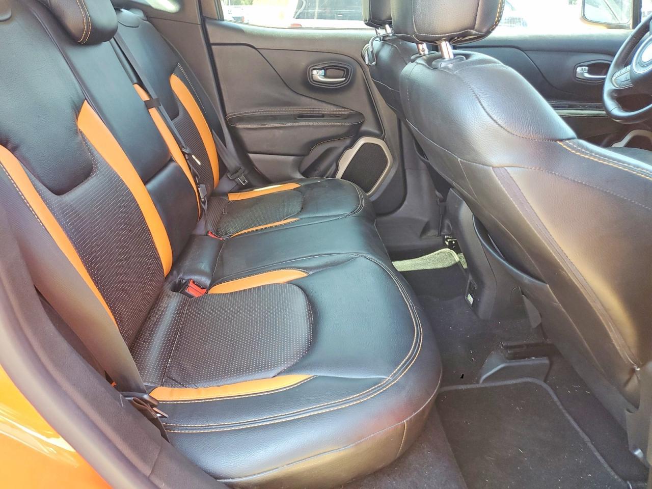 2015 JEEP RENEGADE LATITUDE — Фото 10 из 13