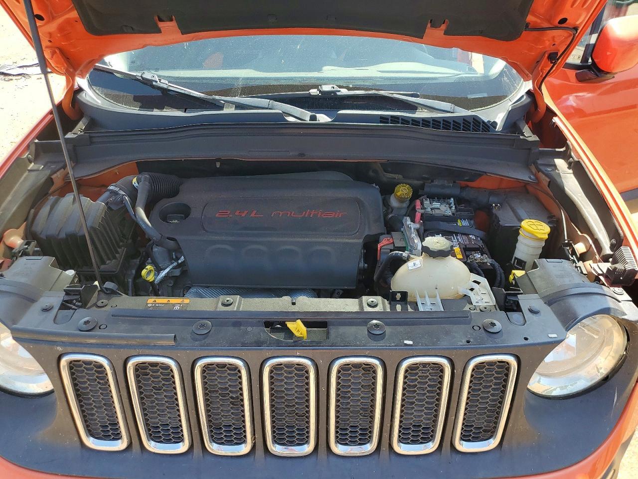 2015 JEEP RENEGADE LATITUDE — Фото 11 из 13