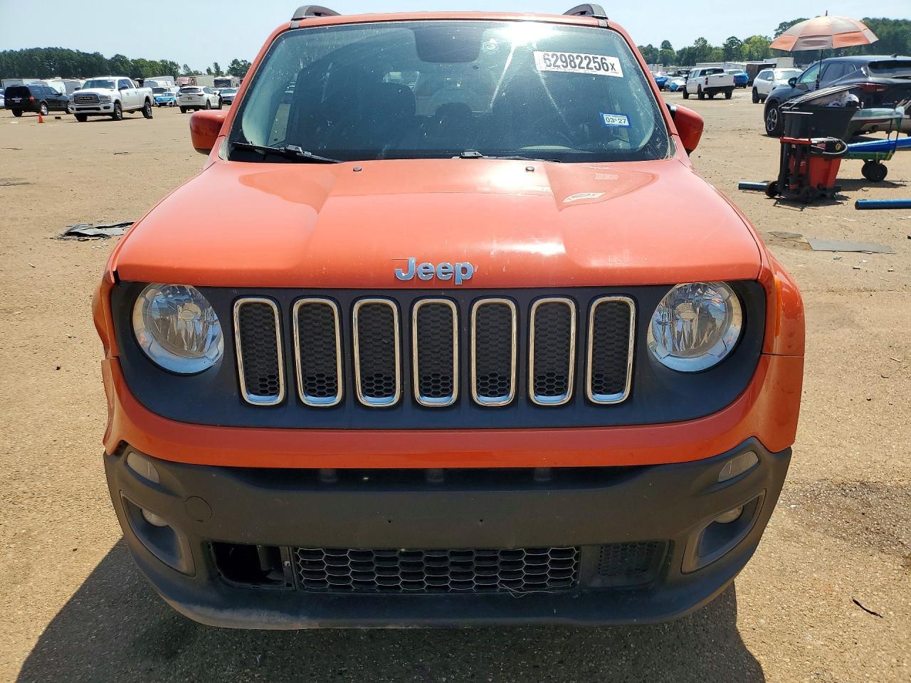 2015 JEEP RENEGADE LATITUDE — Фото 5 из 13
