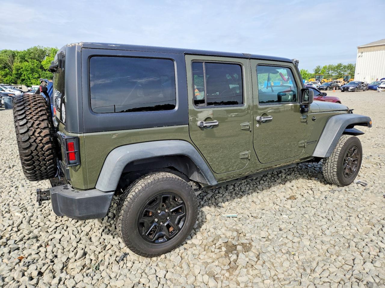 2015 JEEP WRANGLER UNLIMITED SPORT — Фото 3 из 12