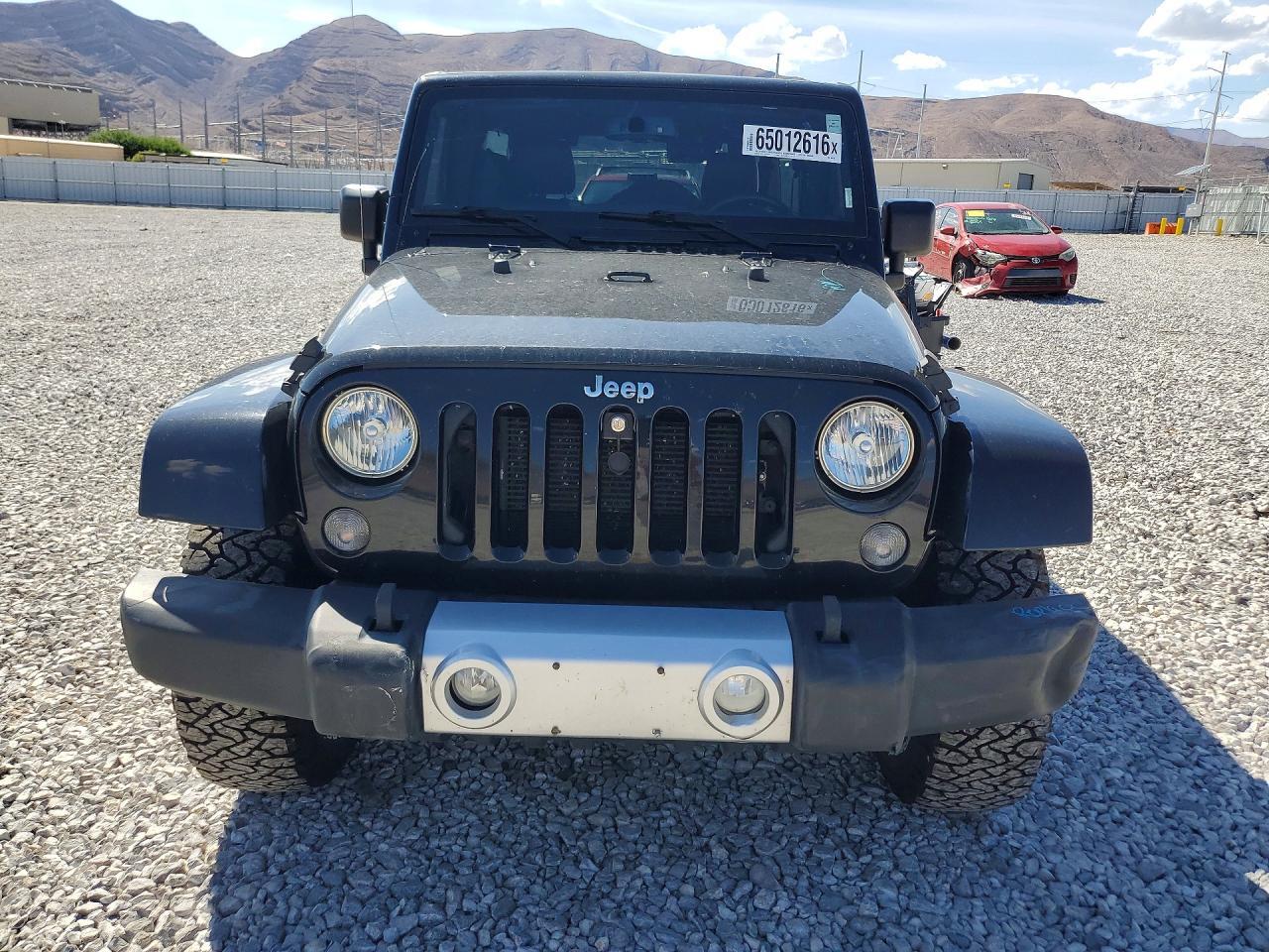 2015 JEEP WRANGLER UNLIMITED SAHARA — Фото 5 из 13