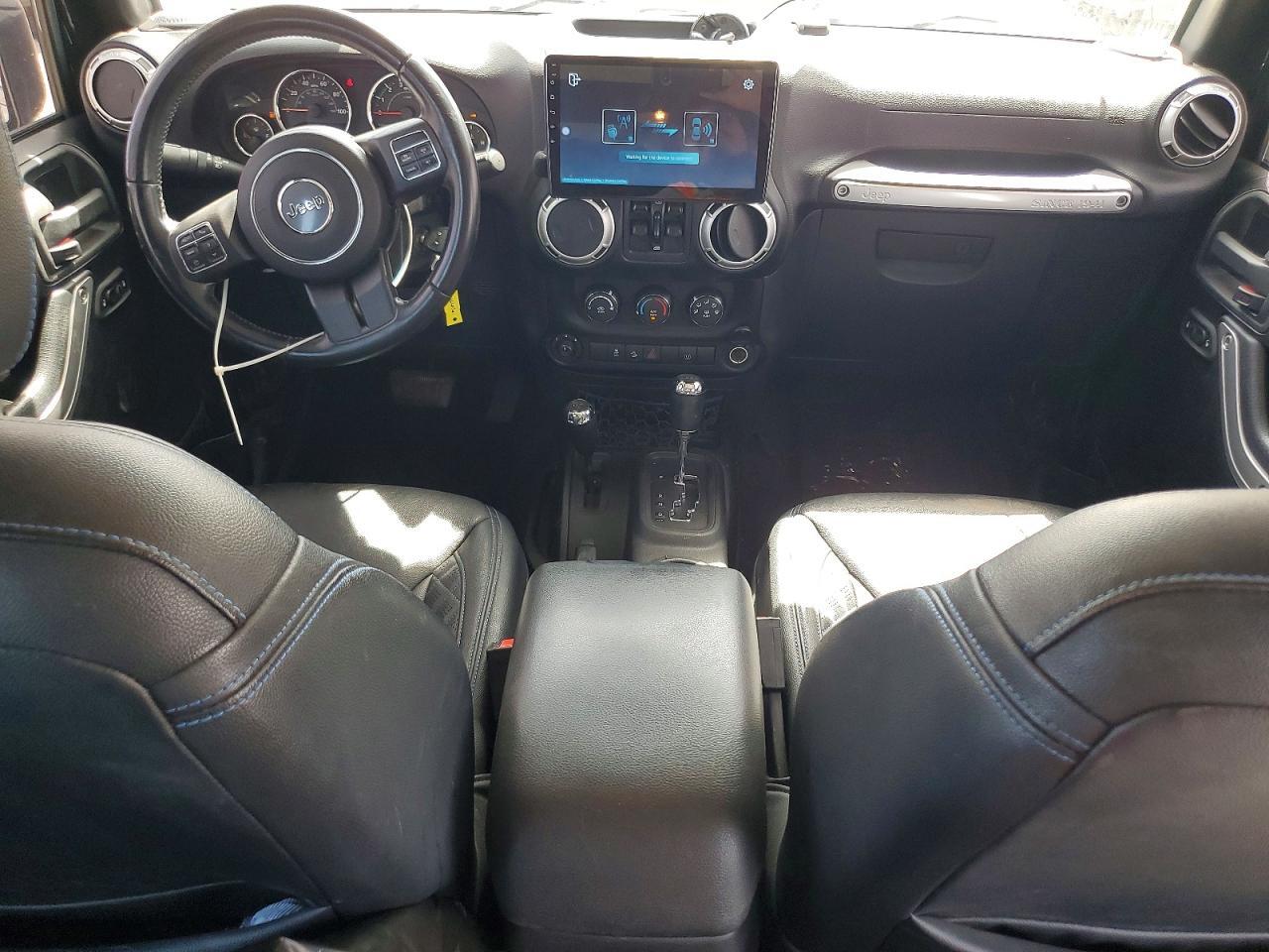 2015 JEEP WRANGLER UNLIMITED SAHARA — Фото 8 из 13