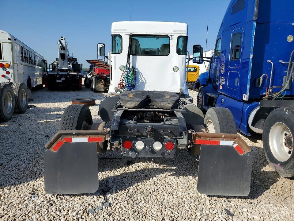 2015 KENWORTH T370 SEMI TRUCK — Фото 6 из 12